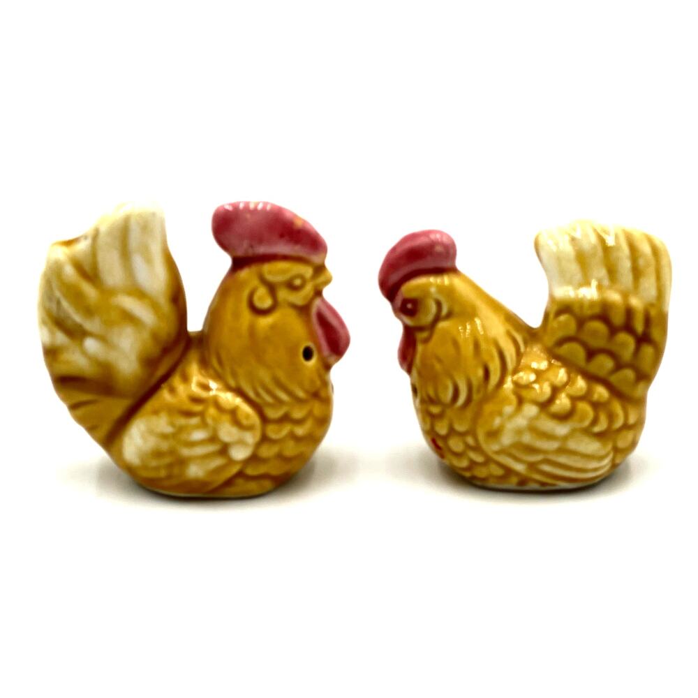 Vintage Rooster and Chicken Salt and Pepper Shakers Thanksgiving 2.5"
